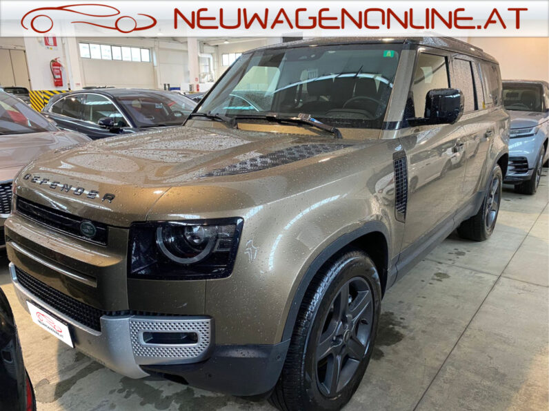 Land Rover Defender 130 SE D250 AWD