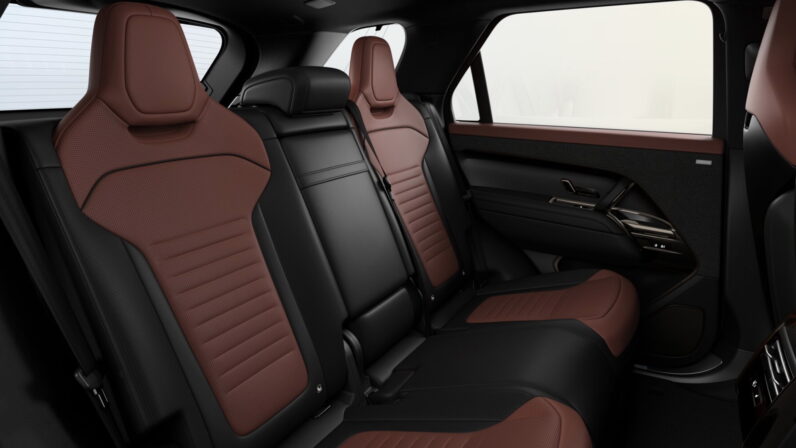 Land Rover Range Rover Sport SV P635 4.4 AWD