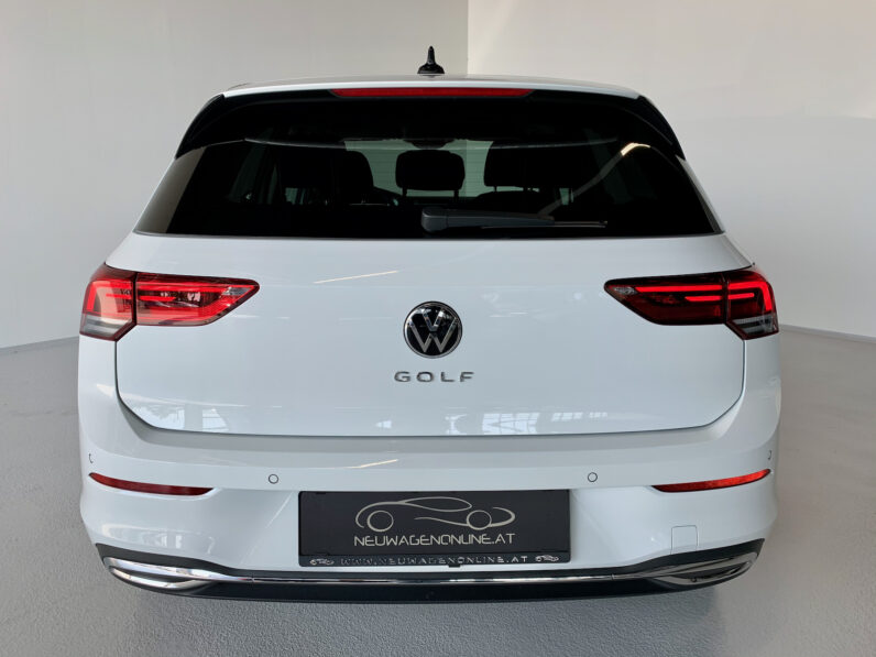 Volkswagen Golf VIII Style 2,0 TDI DSG Neuwagen – 22 %